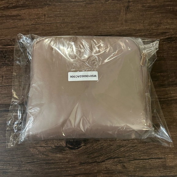 *New* Weekender/Expandable/Foldie Travel Bag/Duffel/Carry-On - Camel - Picture 7 of 8